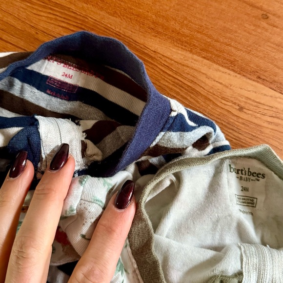 Set of 2 - BURT’S BEES 100% Organic Cotton Footed Pajamas, Navy Stripe/Mushrooms - Picture 4 of 4